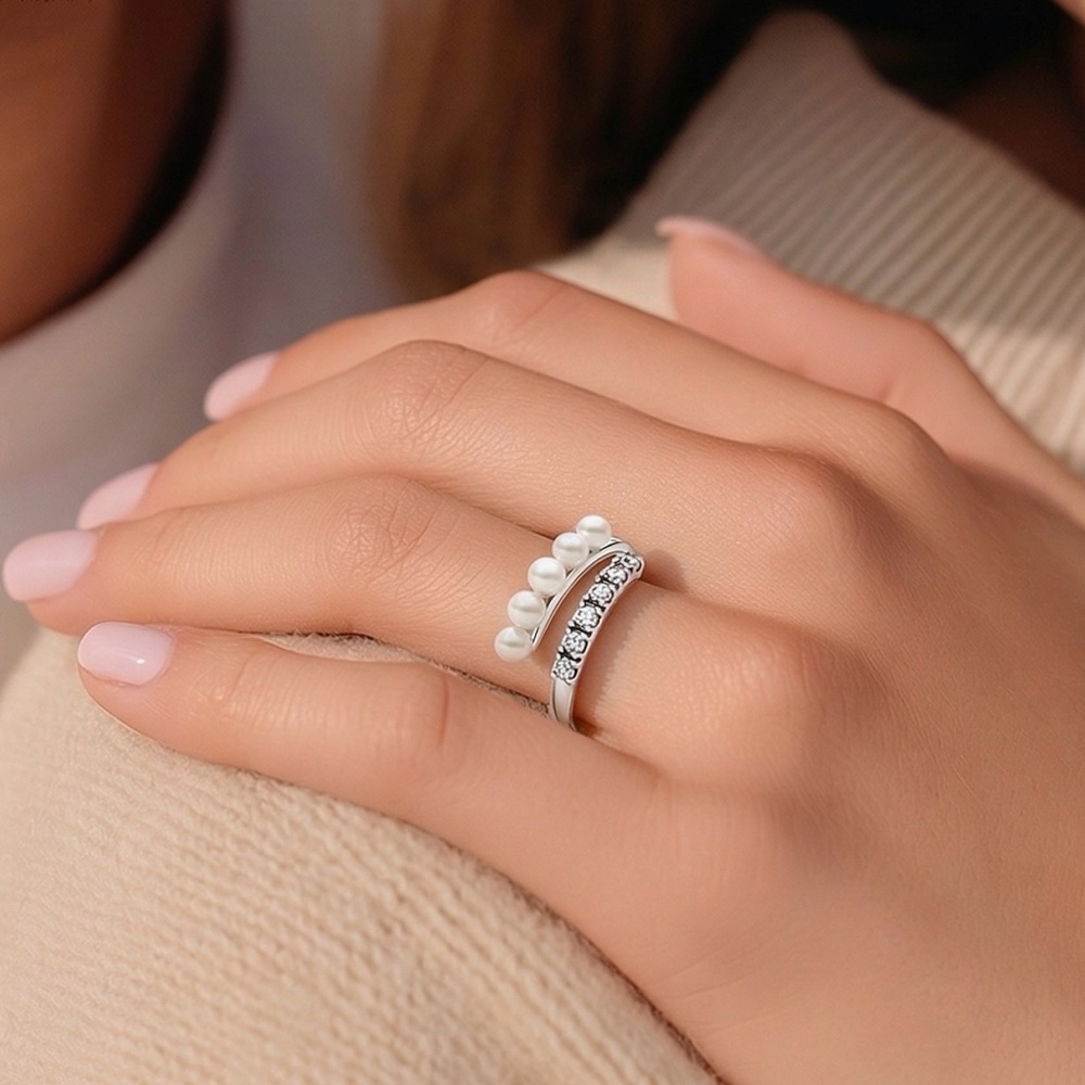 Pandora Treated Freshwater Cultured Pearls & Pavé in sterling silver. (49)